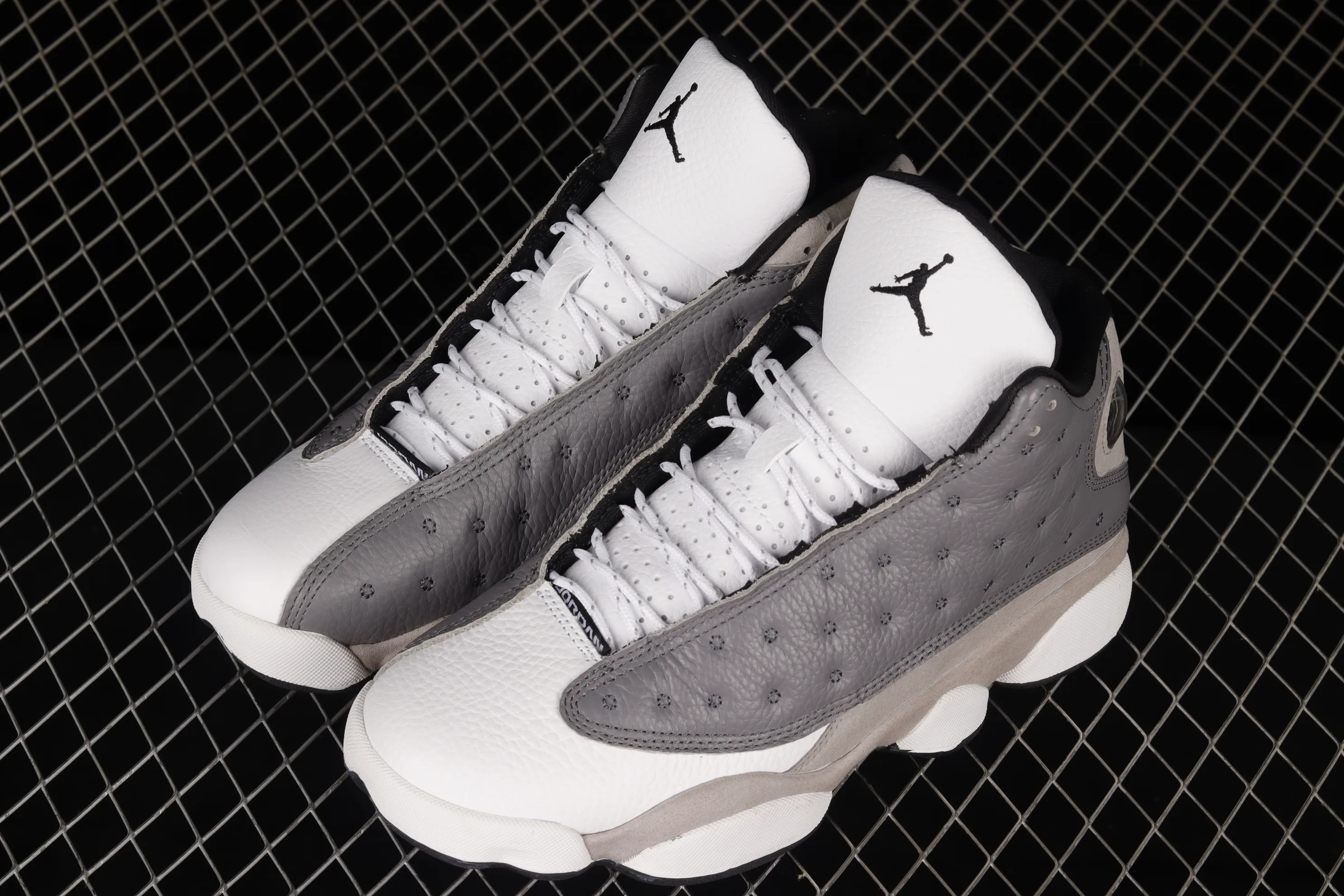 All categories Air Jordan Jordan series basketball shoes Air Jordan 13 Air Jordan 13 Retro AJ13 cool gray original real carbon real cat 414571-016